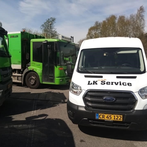 Lastbil dækskifte og dækservice fra LK Service