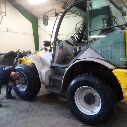 Reparation af entreprenørmaskiner